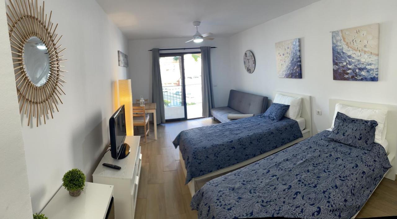 Castle Harbour Los Cristianos Beautiful Studio With Pool View Exterior photo