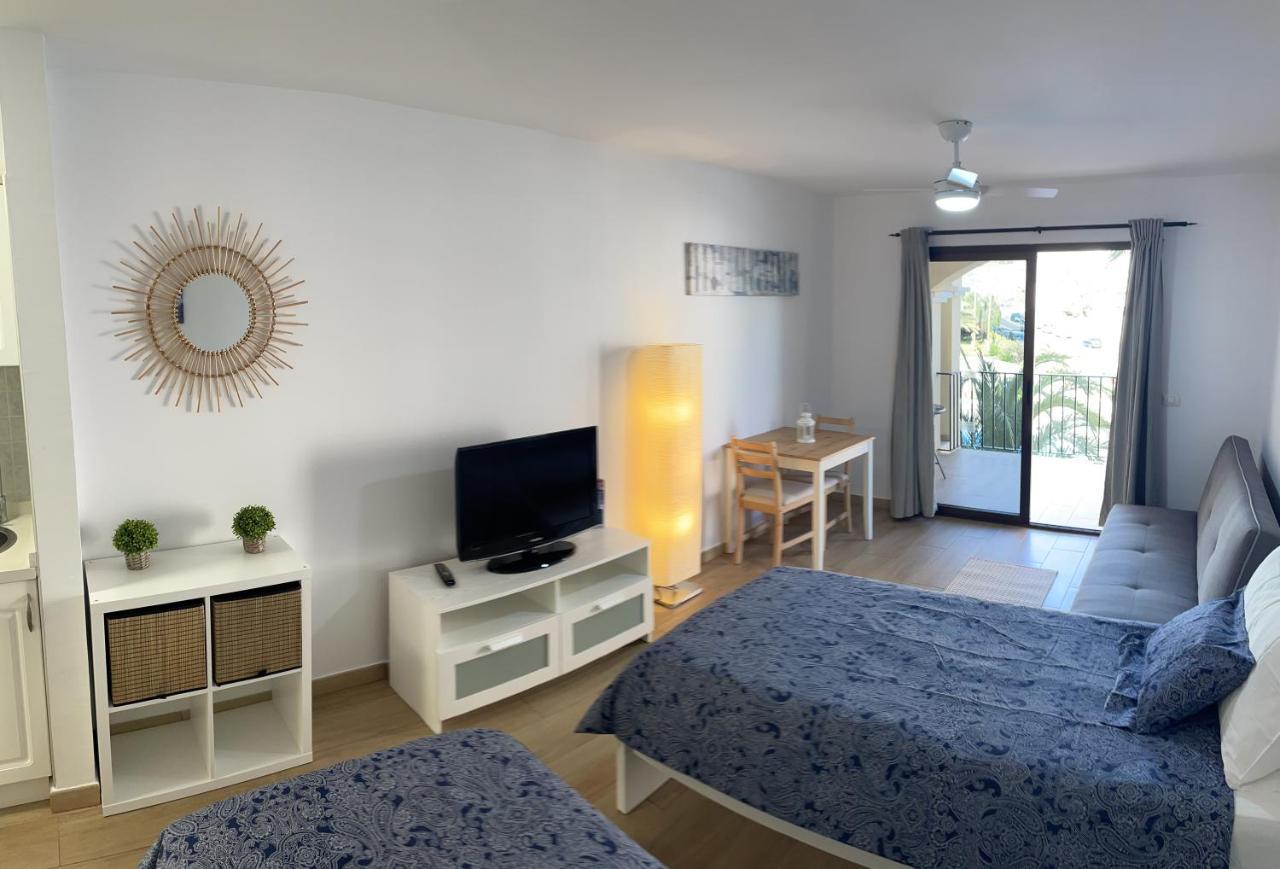Castle Harbour Los Cristianos Beautiful Studio With Pool View Exterior photo